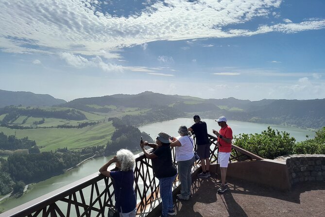 Ponta Delgada: Full Day East Tour With Lunch (Furnas & Nordeste) - Lunch at Furnas