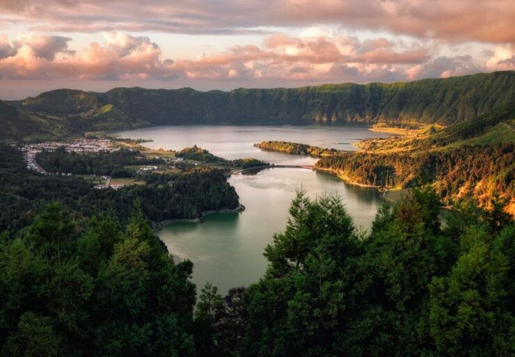 Ponta Delgada to Sete Cidades 45 Eurs One Day - Tour Details