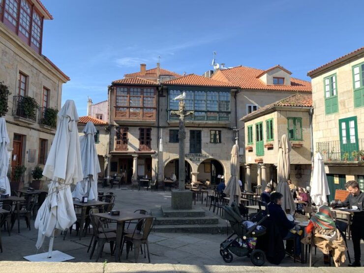 Pontevedra: Private Guided Walking Tour - Tour Experience