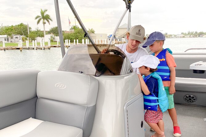 Pontoon Sightseeing and Shelling Excursion to Keeywaydin Island - Inclusions