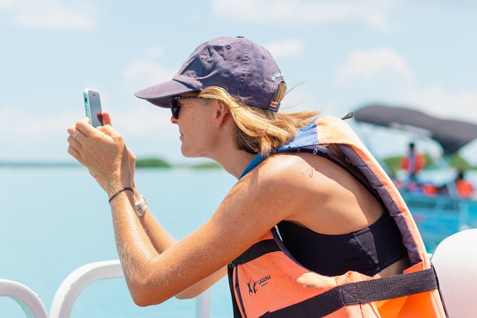 Pontoon Tour in La Laguna De Bacalar - Meeting and Pickup