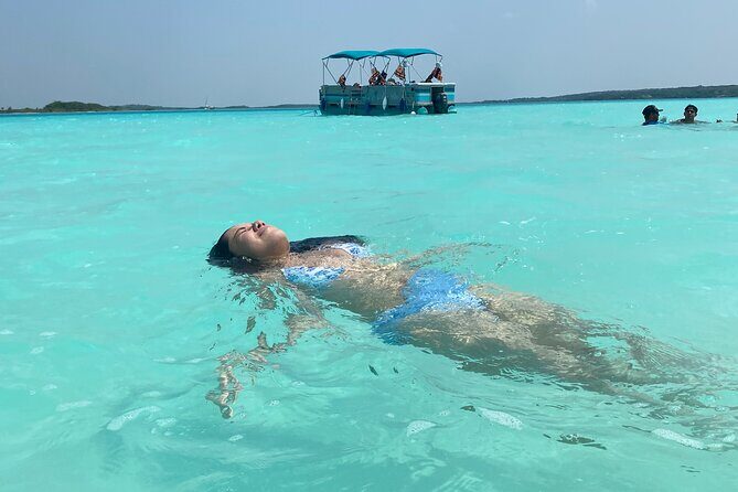 Pontoon Tour of the Bacalar Lagoon - An In-Depth Look at the Bacalar Lagoon Pontoon Tour