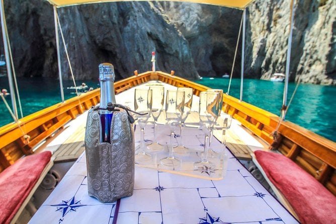 Ponza, Boat Trip on Board the Zannone 1954 - Common Questions