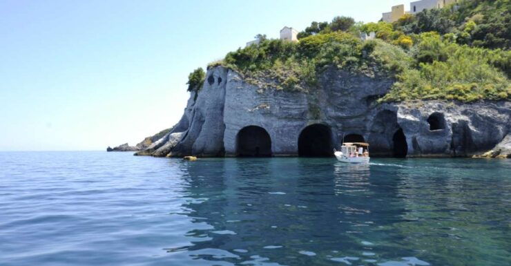 Ponza Island 5-Hour Boat Tour - Tour Experience