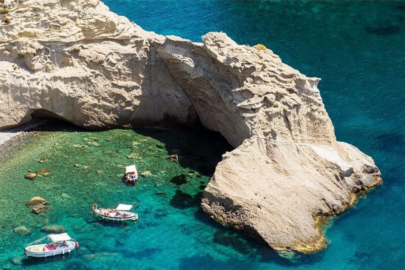 Ponza + island tour with spaghetti. - Authentic Experience for Different Travelers  