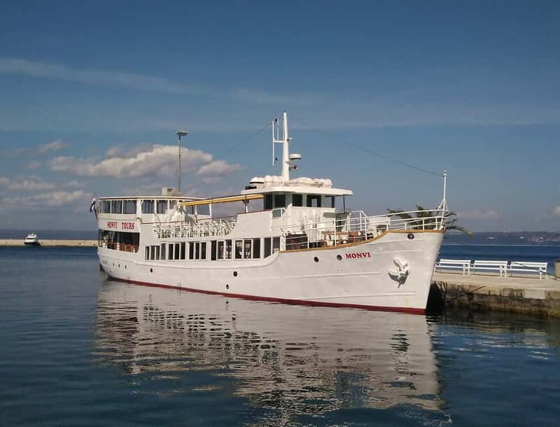 Pore: Sunset Dolphin Safari Cruise with Drinks - The Experience in Detail