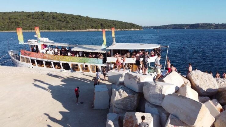 Poreč: Boat Party With Transfer From Pula - Experience Highlights