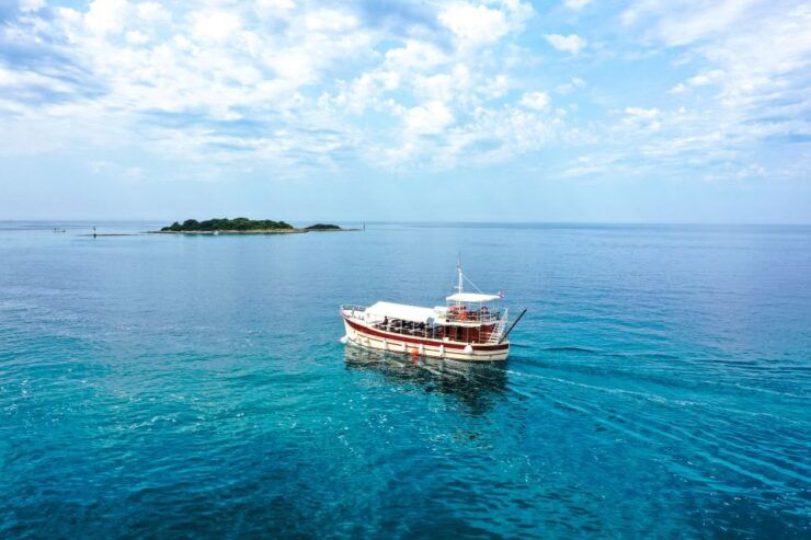 Poreč: Panoramic Morning Cruise Among 20 Islands With Drinks - Experience Highlights