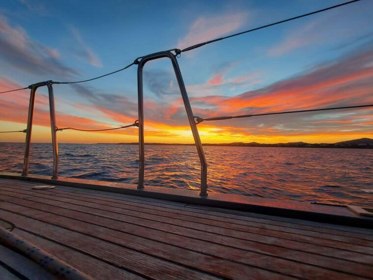 Port Dalcúdia, Mallorca. Shared Full Day Sailing Trip. - Included Amenities