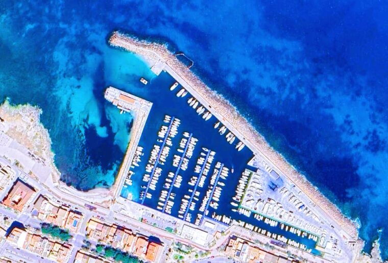 Port Dalcudia Virtual Tour Saltycycling Apple Vision PRO With 360º and 180VR - Unique Perspectives and Visuals
