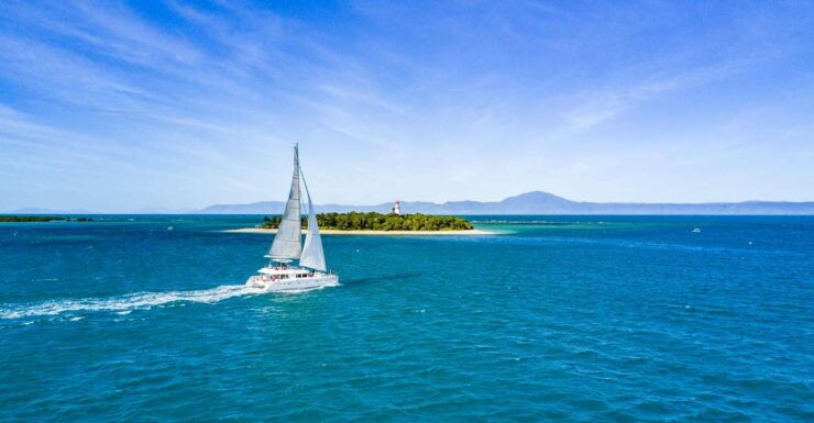 Port Douglas: Reef & Low Isles Cruise on Luxury Catamaran - Experience on the Luxury Catamaran