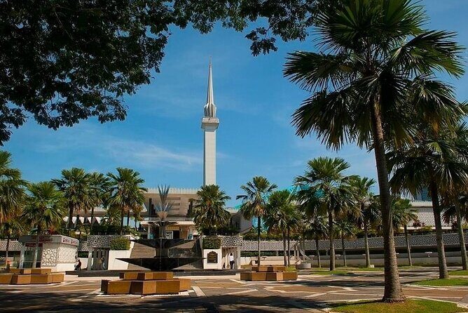 Port Klang Cruise Excursion To KL City Tour (Per Vehicle Price) - FAQs