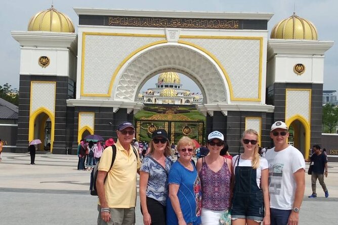 Port Klang Cruise To KL City Tour With KLTower Ticket & Batu Cave - Customer Reviews