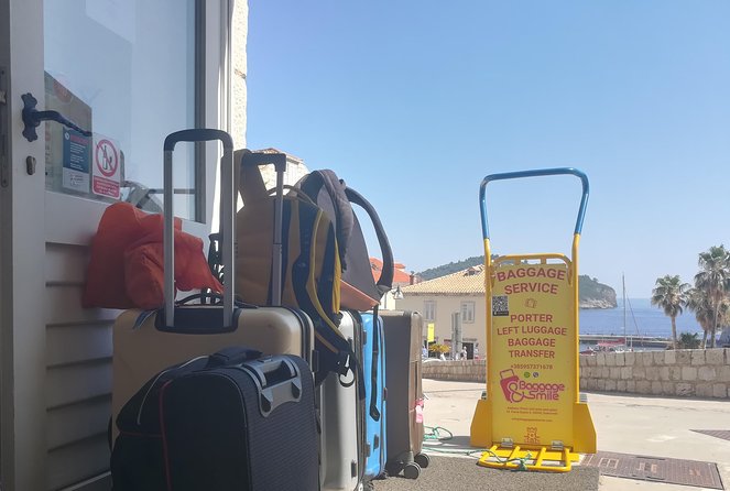 Porter Service, Baggage Transfer, Baggage Pick up & Delivery. - Whats Included