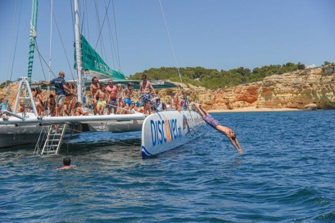 Portimão: Benagil Catamaran Sailing Cruise With Lunch - Frequently Asked Questions