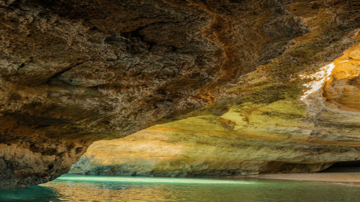 Portimão: Benagil Caves and Dolphin Watching - Highlights of the Tour