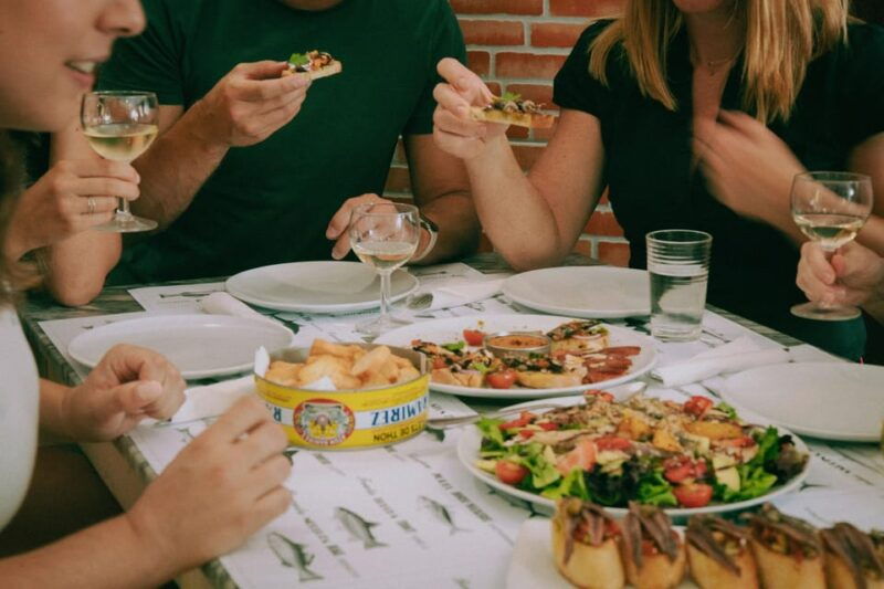 Portimão: Guided Local Food Tour - The Dessert Finale