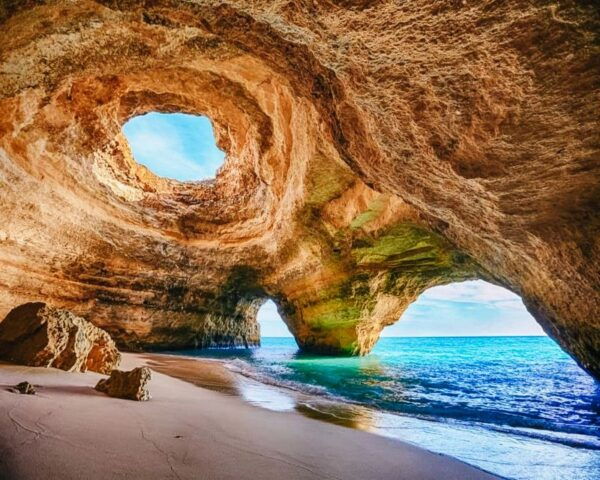 Portimão: Sunset Cruise to Benagil Cave - Common Questions