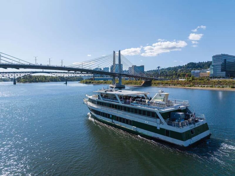 Portland: Brunch Cruise on Willamette River - The Details of the Experience