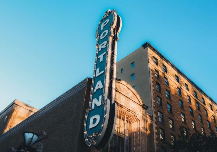 Portland: Downtown Scavenger Hunt & Self-Guided Walking Tour - Experience Highlights