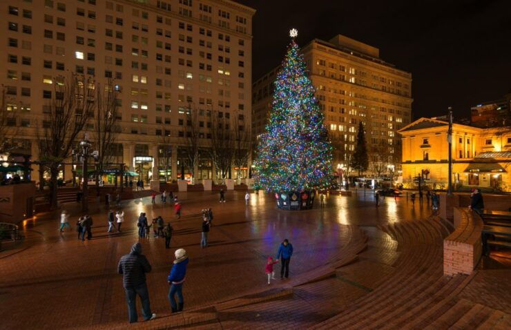 Portland: Guided Holiday Delicious Donut Tour With Tastings - Experience Highlights