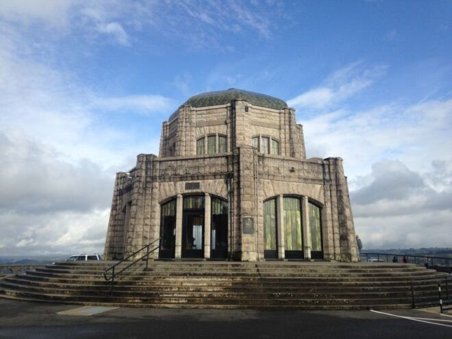 Portland: Sightseeing Tour With Columbia Gorge Waterfalls - Tour Itinerary