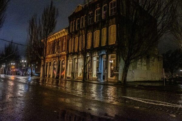 Portland: Ultimate Dead of Night Walking Ghost Tour - Meeting Point