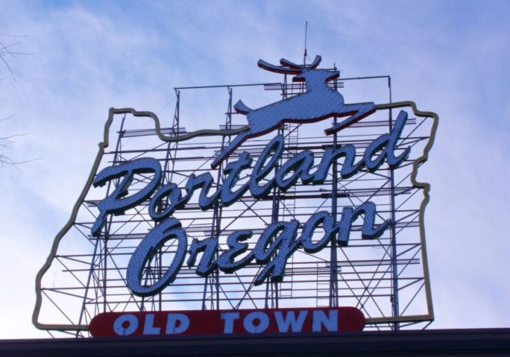Portland: Waterfront Scavenger Hunt Self-Guided Tour - Tour Overview