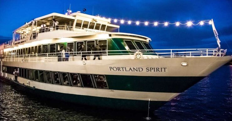 Portland: Willamette River 2.5-hour Dinner Cruise - Activity Overview