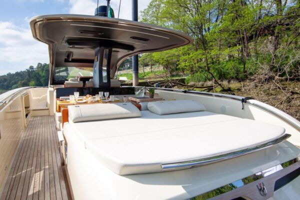 Porto: 2h SUNSET Private Luxury Yacht in the Douro - The Sum Up