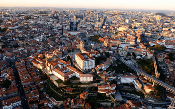 Porto: 5D Flight Over De City for All Family - Customer Ratings