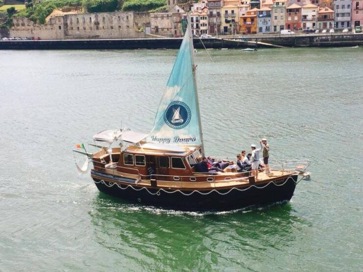 Porto: 6 Bridges of Douro Classic Boat Tour - Itinerary