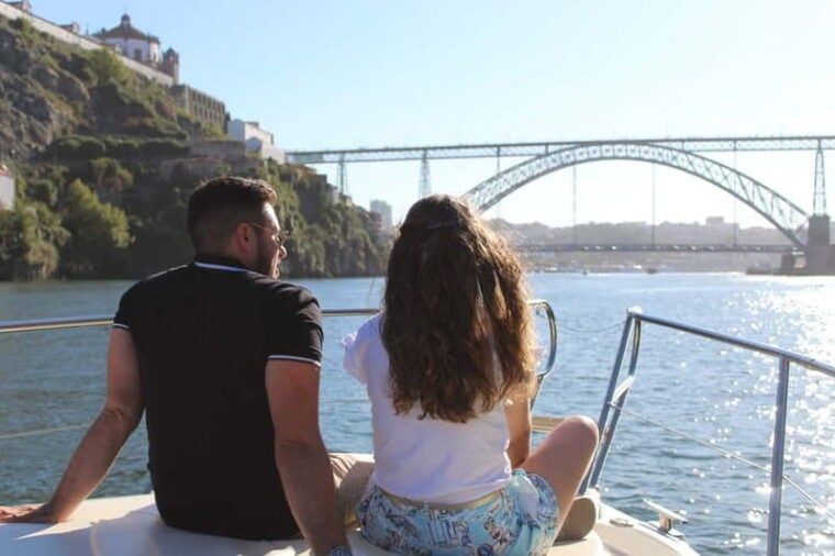 Porto: 6 Bridges Yacht Cruise with Local Wine & Snacks - Facing the Atlantic: The Ultimate Highlight