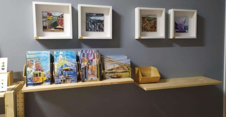 Porto: Acrylic and Oil Painting Class With a Local Artist - Class Details