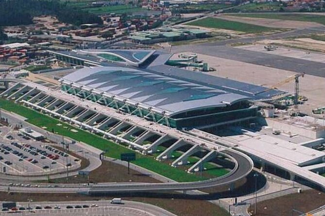 Porto Airport Private Departure Transfer - Pickup and Transfer Logistics
