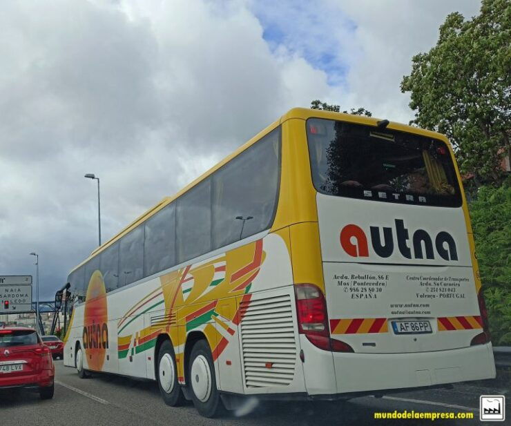 Porto Airport: Transfer To/From Valenca Do Minho Station - Travel Experience Features