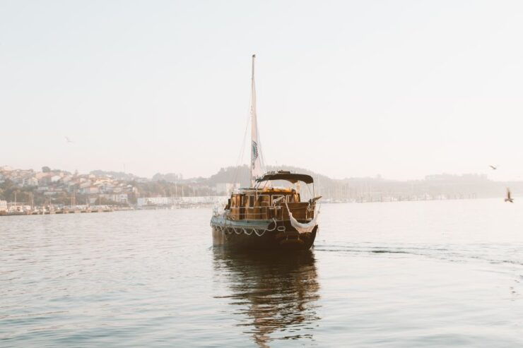 Porto : Bachelorette on Private Boat (1-10px) - Experience Description