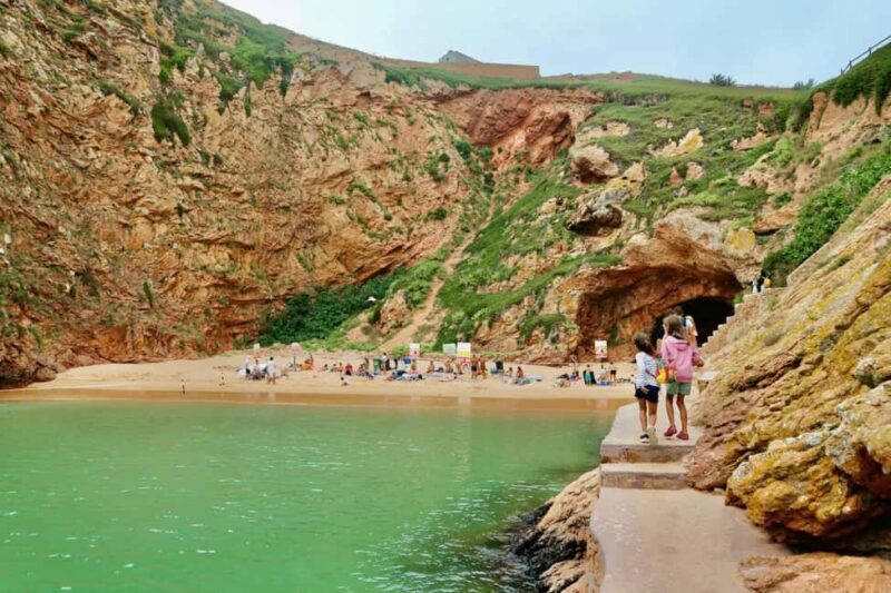 Porto: Berlengas Islands, Óbidos Castle and Peniche Day Trip - Good To Know  