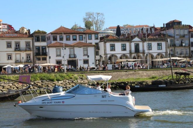 Porto Boat Tour: 6 Bridges, River Mouth, Wine & Food TASTING - Inclusions and Amenities