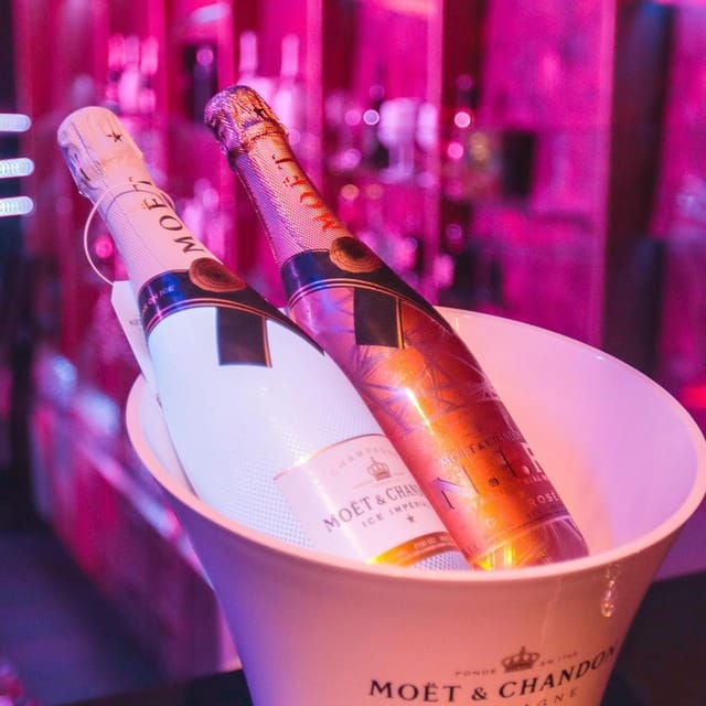 Porto: Cabaret & Pole Shows, offer a Glass of Champagne - The Pricing & Value