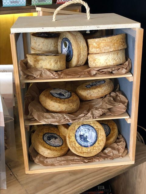 Porto: Cheese and Port Wine Tasting in a Unique Place - Immerse in Portugals Culinary History