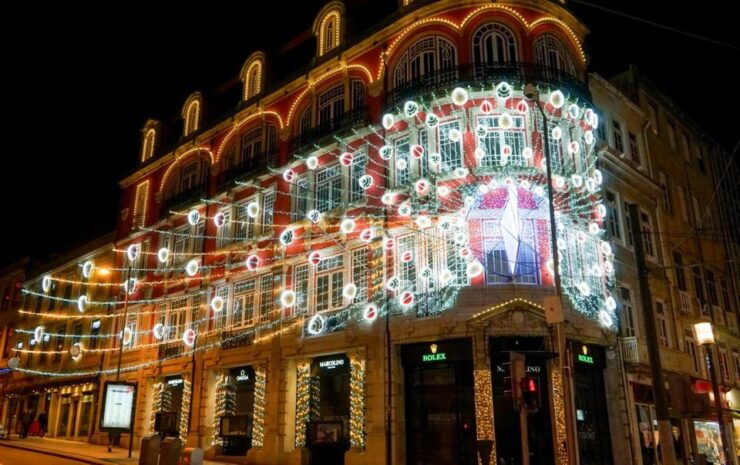Porto Christmas Tuk Tuk Tour: City Lights and Markets - Tour Duration and Locations
