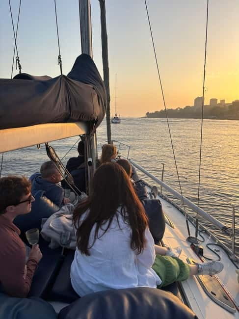 Porto: City Cruise with Welcome Drink, Port, & Sunset Option - Who Should Consider This Tour?