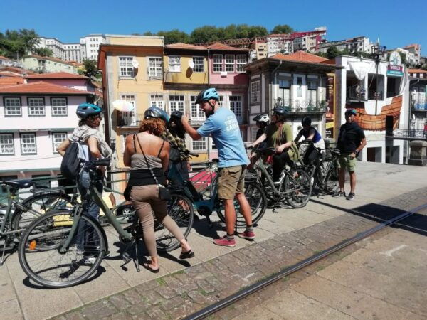 Porto: City Highlights 3-Hour Guided Electric Bike Tour - Customer Reviews