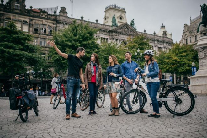 Porto: City Highlights E-Bike Tour - Meeting Point and Guide