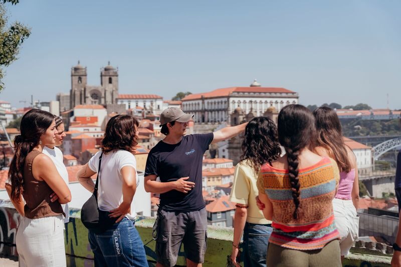 Porto City Highlights Tour - Pace, hills and comfort