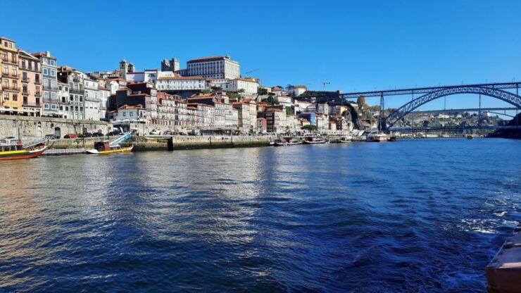 Porto City Tour Full Day: River Cruise, Wine Cellars & Lunch - Itinerary