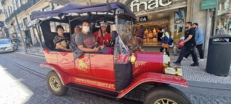 Porto: Classic Car Tour With Wine Tasting - Activity Details