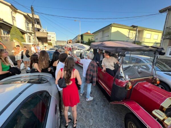 Porto: Classic Tuk Tour With Wine Tasting - Frequently Asked Questions