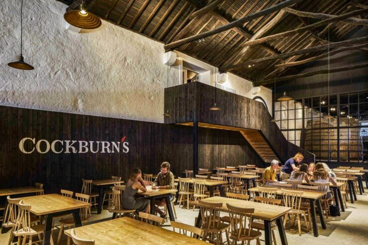 Porto: Cockburn's Cellar Tour Classic or Pairing Option - Experience the History of Cockburns